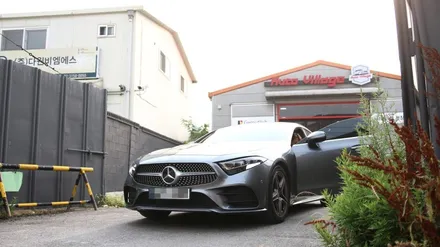 벤츠 CLS300d(X167) 순정 HUD를 화려하게 바꾸어 보았습니다.