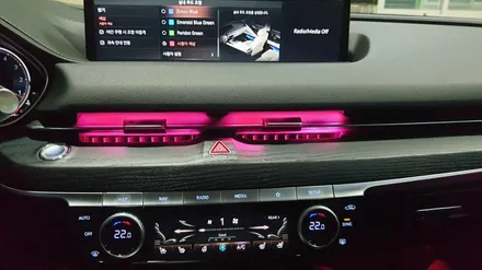 신형 G80 블랙우드랩핑과 송풍구, 풋등, 회오리스피커 엠비언트 확장 시공!!!