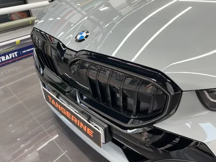 서울랩핑 bmw g60 5시리즈 그릴 랩핑(비닐프로그 하이글로시블랙) / 서울 양천구, 강서구, 목동