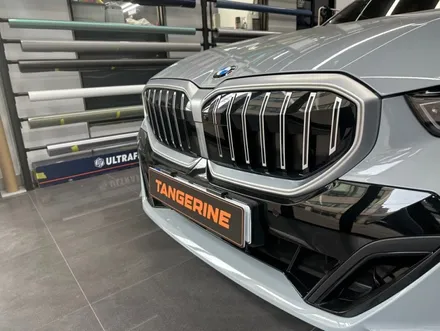 서울랩핑 bmw g60 5시리즈 그릴 랩핑(비닐프로그 하이글로시블랙) / 서울 양천구, 강서구, 목동