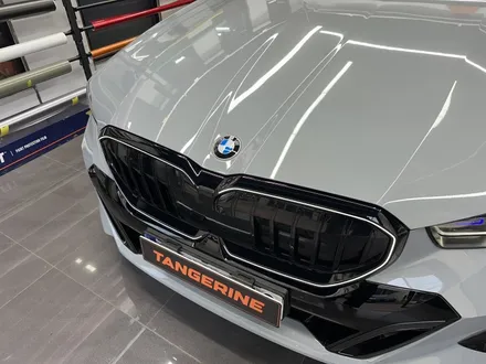 서울랩핑 bmw g60 5시리즈 그릴 랩핑(비닐프로그 하이글로시블랙) / 서울 양천구, 강서구, 목동