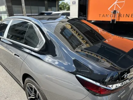 서울 양천구 랩핑 bmw i7 듀오톤 랩핑(비닐프로그 페인트블랙) / 서울 양천구, 강서구, 목동