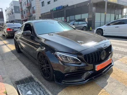 인천랩핑 벤츠c63s쿠페 눈썹몰딩.범퍼크롬몰딩죽이기 / 서울 양천구, 강서구, 목동