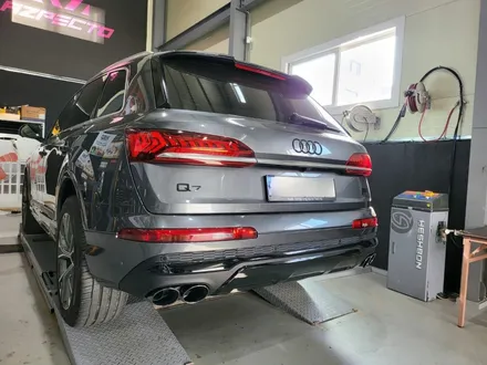 Audi Q7 SQ7스타일 디퓨져 머플러팁 경기 북부 일산 아즈펙토 / 고양 일산동구