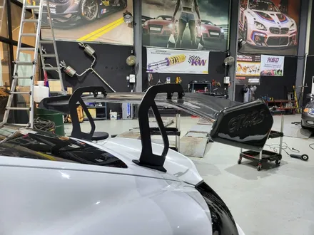 포르쉐 카이맨 GTS 981 GT4RS 카본 GT윙 스포일러 장착 스완넥타입 카본파츠 / 고양 일산동구