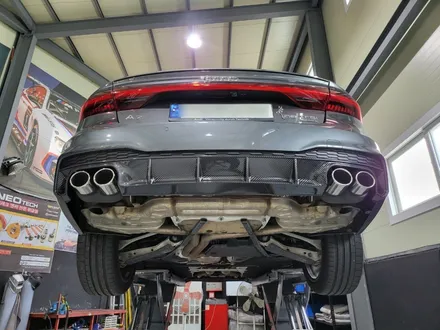 아우디 A7 55TFSI S7스타일 디퓨져 와 JSR 커스텀 가변배기 더욱 우렁찬 배기사운드 연출로 즐거운 드라이빙 일산 아즈펙토 / 고양 일산동구