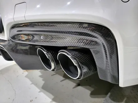 BMW 640D 카본 디퓨져 카본 머플러팁 카본 스포일러 멋진 후면부 만들기 일산 아즈펙토 / 고양 일산동구