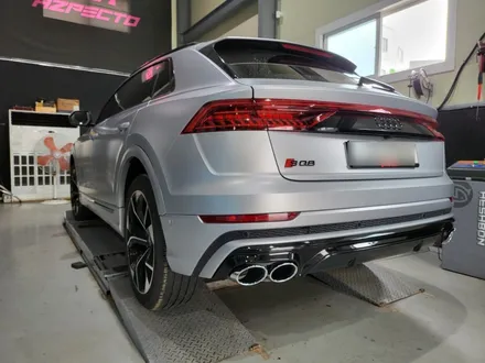 Audi Q8 컨버젼 고성능 SQ8 디퓨져 머플러팁 업그레이드 배기라인 수정 일산 아즈펙토 / 고양 일산동구
