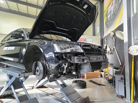 Audi A8 W12 RS스타일 바디킷 조합 국내최초?? / 고양 일산동구