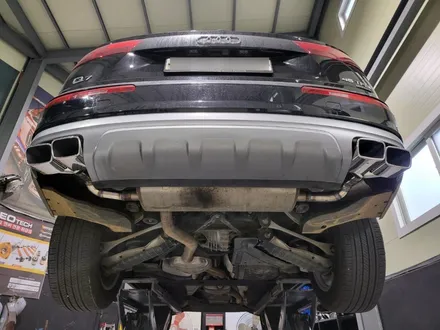 Audi Q7 JSR 사각 머플러팁 커스텀 장착 기존 배기팁 이탈 일산 튜닝샵 아즈펙토 / 고양 일산동구
