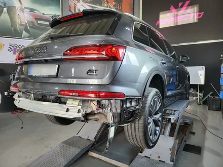 Audi Q7 SQ7스타일 디퓨져 머플러팁 경기 북부 일산 아즈펙토 / 고양 일산동구