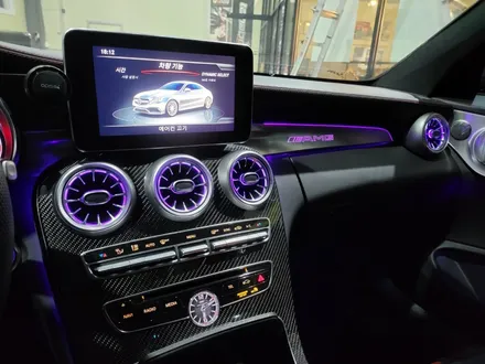 벤츠 C63AMG 쿠페 엠비언트 패키지 제품으로 실내 인테리어 업그레이드 더욱 완벽한 AMG차량 탄생 경기 북부 일산 아즈펙토 / 고양 일산동구