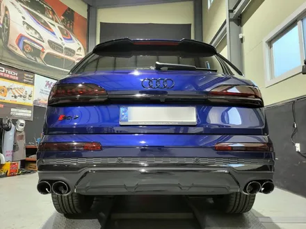 Audi Q7 SQ7룩 디퓨져 쿼드 머플러팁 더욱 스포티한 디자인의 뒷모습 변경 / 고양 일산동구