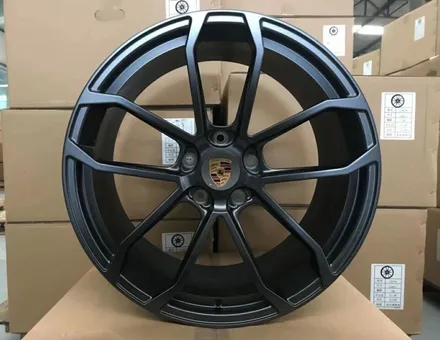 718 GT4 휠 단조로 19인치, 20인치가 출시되었습니다. / 서울 송파