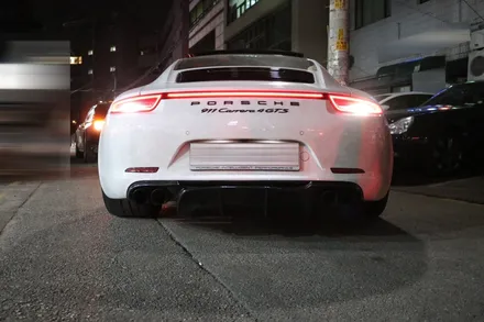 포르쉐 911 카레라 GTS 카본 디퓨저 장착 / 서울 송파