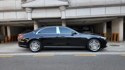 W223 벤츠 S클래스 S350D에서 S580 마이바흐 튜닝 완료! [ 바디킷 / 휠 / 엠블럼 세팅 ] / 서울 송파
