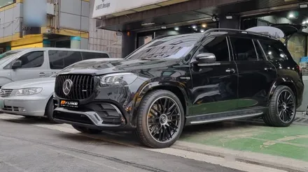 벤츠 GLS 63 AMG 바디킷 / 휠 세팅 완료! [ 서울 / 부산 컨버전 개조 튜닝샵 ] / 서울 송파