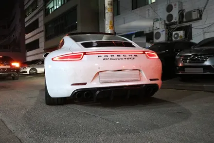 포르쉐 911 카레라 GTS 카본 디퓨저 장착 / 서울 송파