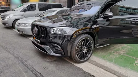 벤츠 GLS 63 AMG 바디킷 / 휠 세팅 완료! [ 서울 / 부산 컨버전 개조 튜닝샵 ] / 서울 송파