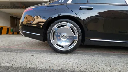 W223 벤츠 S클래스 S350D에서 S580 마이바흐 튜닝 완료! [ 바디킷 / 휠 / 엠블럼 세팅 ] / 서울 송파