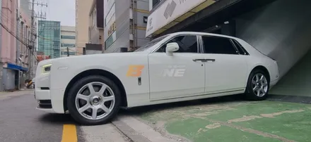 롤스로이스 팬텀 은하수 ( 스타라이트 ) & 커스텀 단조 22인치 휠 [ 서울 / 부산 튜닝샵 ] / 서울 송파