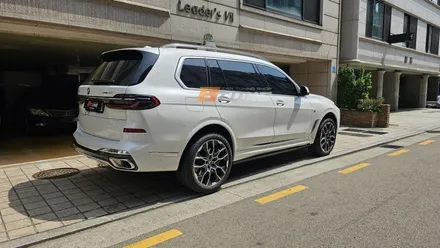 BMW X7 사이드스커트 + 전동스텝 세팅 완료! [ 서울 / 부산 전동발판 튜닝샵 ] / 송파, 하남, 강동