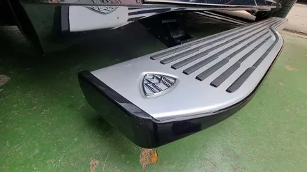 벤츠 GLS 정품 전동사이드스텝 퀄리티의 제품을 장착하였습니다! [ GLS600 마이바흐 개조 / 튜닝 ] / 서울 송파