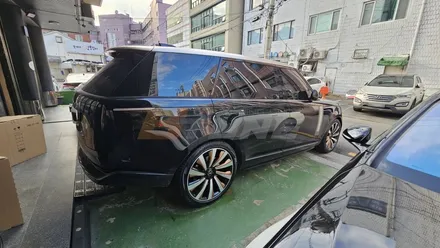 랜드로버 레인지로버 P530 SV 23인치 휠로 완벽하게 개조 튜닝 완료! [ 서울 / 부산 컨버전 ( 바디킷 / 휠 ) 튜닝샵 ] / 서울 송파