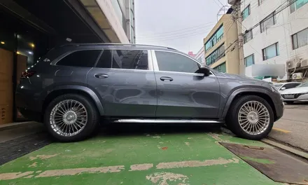 벤츠 GLS 정품 전동사이드스텝 퀄리티의 제품을 장착하였습니다! [ GLS600 마이바흐 개조 / 튜닝 ] / 서울 송파