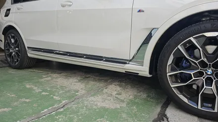 BMW X7 사이드스커트 + 전동스텝 세팅 완료! [ 서울 / 부산 전동발판 튜닝샵 ] / 송파, 하남, 강동