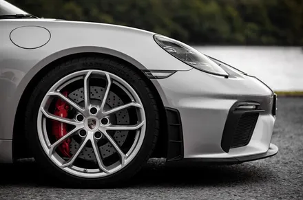 718 GT4 휠 단조로 19인치, 20인치가 출시되었습니다. / 서울 송파