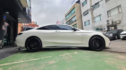 벤츠 S63 AMG 쿠페 튜닝, 20인치 단조 휠로 브라부스 모노블럭 F 블랙 무광을 세팅하였습니다! / 서울 송파
