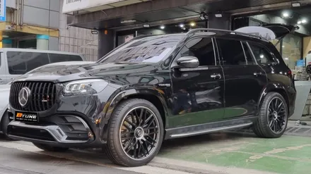 벤츠 GLS 63 AMG 바디킷 / 휠 세팅 완료! [ 서울 / 부산 컨버전 개조 튜닝샵 ] / 서울 송파