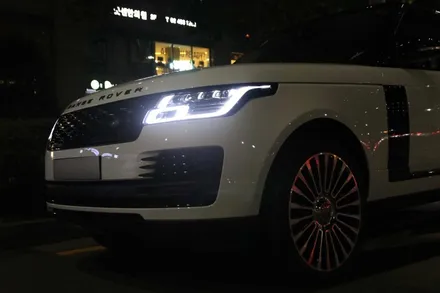 레인지로버 22인치 만소리 멀티스포크, 블랙팩 시공! / 서울 송파