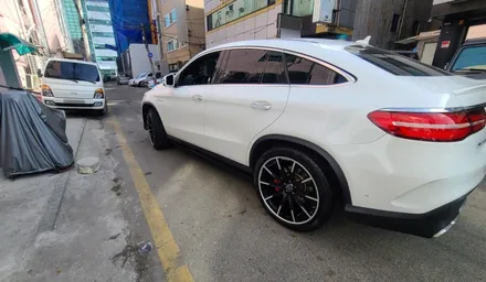 GLE 63 AMG 22인치 휠 브라부스 모노블럭 Z를 장착하였습니다. / 서울 송파