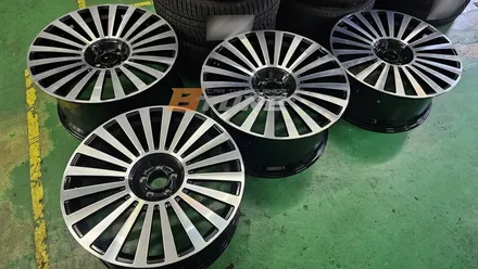 페이스리프트 신형 GLS 600 마이바흐 모델에 세팅한 23인치 커스텀 휠! [ 서울 / 부산 벤츠 튜닝샵 ] / 송파, 하남, 강동