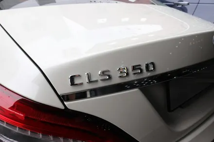벤츠 CLS 다이아몬드 그릴로 살아나는 앞 모습! / 서울 송파