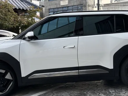 울산 레이노, 반사도 참 잘 뽑아서 EV3랑 너무 잘 어울림 / 울산 남구
