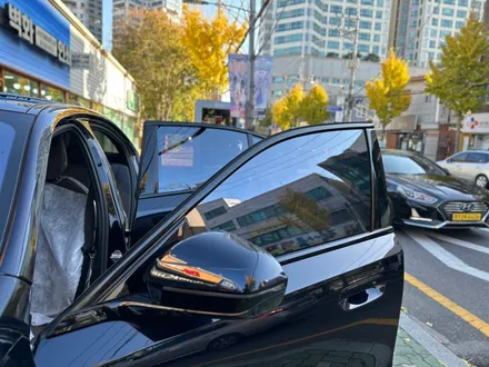 울산 BMW 썬팅 5시리즈 G60 반사 미친색감 유쉴드 바이올렛 / 울산 남구