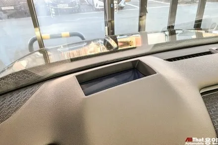 용인 더 뉴 카니발 페이스리프트 1호기 반사 브이쿨K 썬팅 사이드스텝까지 / 용인 공세동