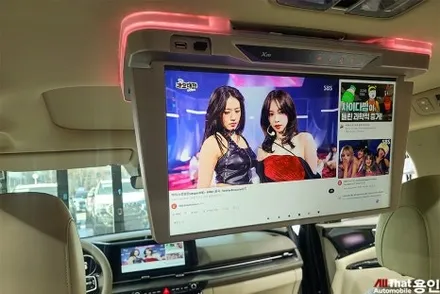 카니발 티비 순정 모니터 연동한 XM-1850 천장 모니터 / 용인 공세동