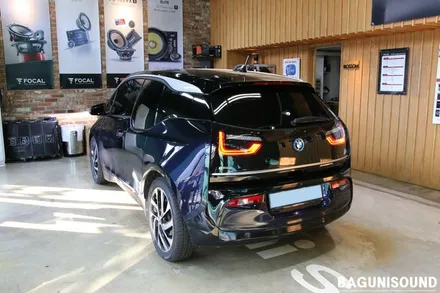 BMW 순수 전기차의 원조 i3 의 뒷자리 디지털 열선시트 시공과 순정형 DSP 앰프를 이용한 사운드 업그레이드 시공기