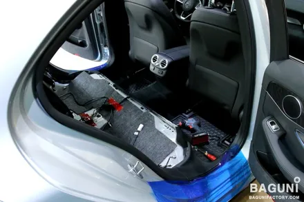 벤츠 W205 C200 AMG LINE 뒷자리 디지털 열선시트