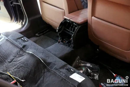 BMW F10 528i 뒷자리 디지털 열선시트 및 조수석 워크인스위치 시공