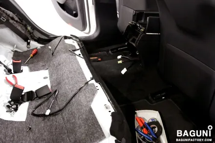벤츠 W205 C클래스 차량  뒷자리 2단 열선시트 :: 바구니팩토리