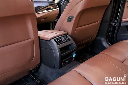 BMW F10 528i 뒷자리 디지털 열선시트 및 조수석 워크인스위치 시공