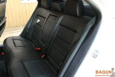 겨울 필수 시공 벤츠 W212 E200차량 뒷자리 디지털 열선시트