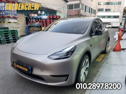 자동차랩핑 전문점에서 시공한 테슬라 모델Y 전체랩핑 / 서울 강서구