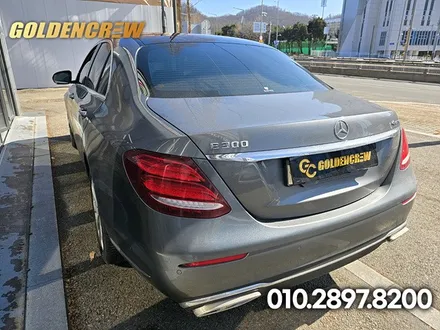 부천 루프스킨 랩핑맛집에서 시공한 벤츠e300 / 서울 강서구 공항동