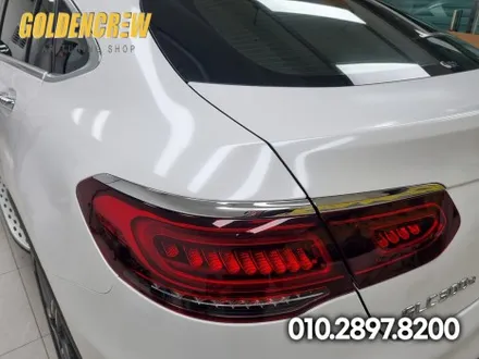 다이아몬드 화이트 전체랩핑 시공으로 이쁘게 변신한 벤츠 GLC300E / 서울 강서구